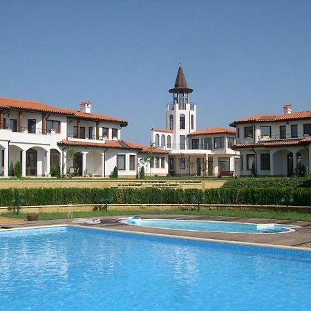Вила Бел Тауър - Villa Bell Tower Балчик Екстериор снимка