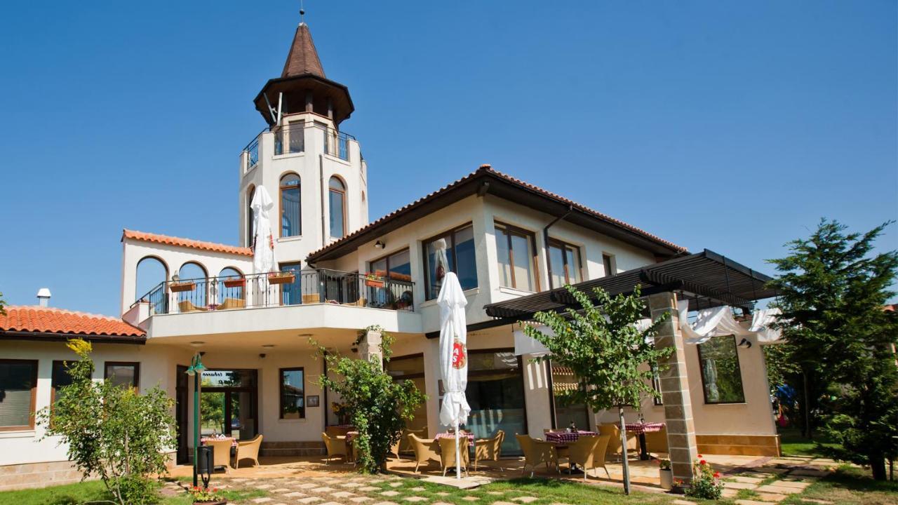 Вила Бел Тауър - Villa Bell Tower Балчик Екстериор снимка